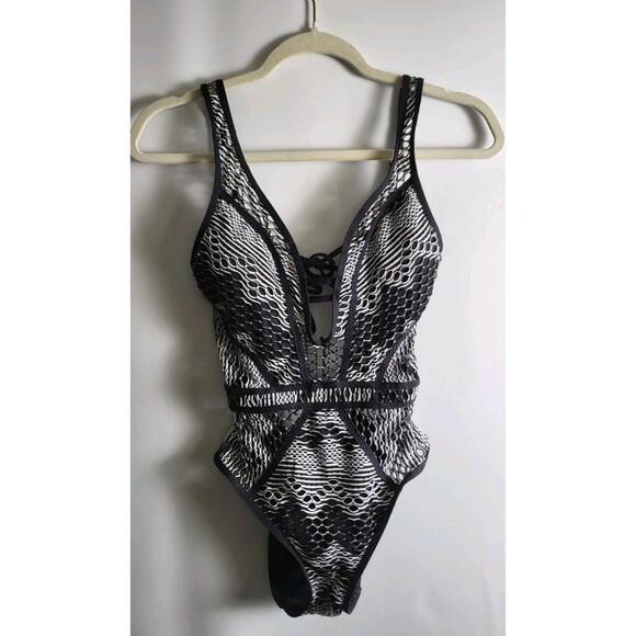 BECCA Swimsuit Womens XS Black Rebecca Virtue Reveal Plunge Crochet One Piece - Picture 1 of 9